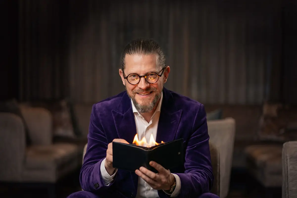 Porträtfoto von Zauberer Simabu für Celle